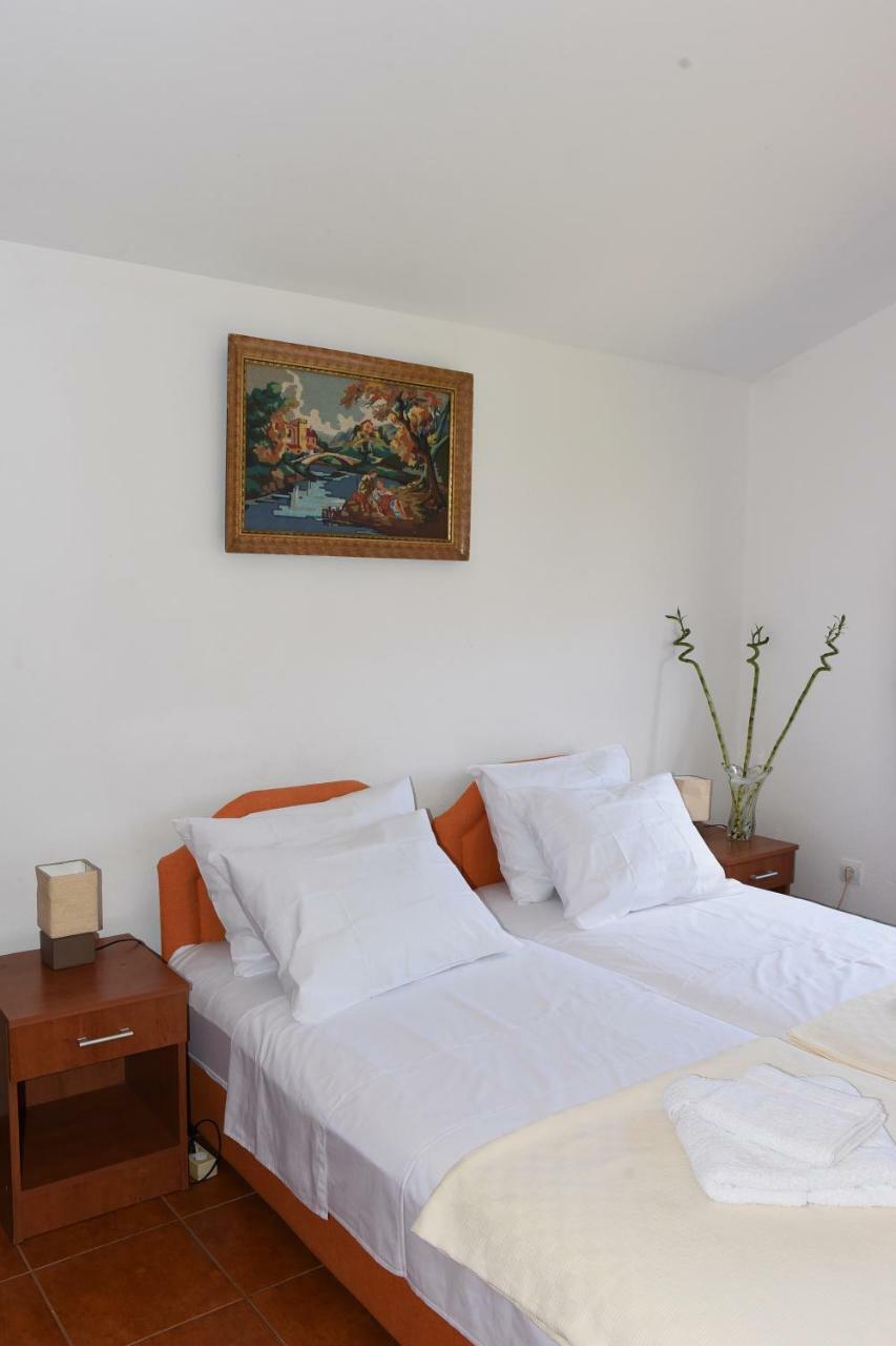 Apartments Krivokapic Prcanj With Bay View Cattaro Esterno foto
